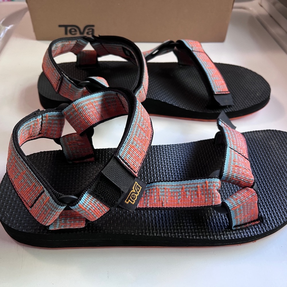 Sharp looking New Tevas